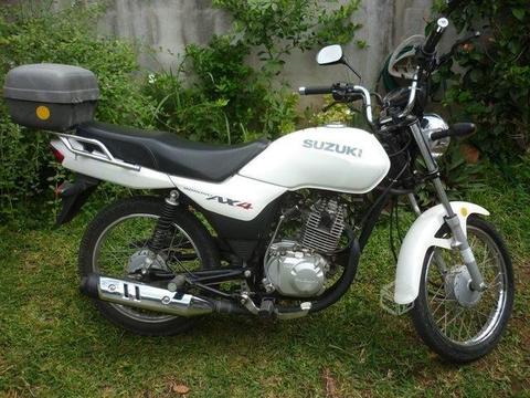 Suzuki AX 4