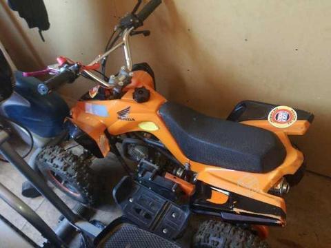 Cuadrimoto jr en perfectas condiciones