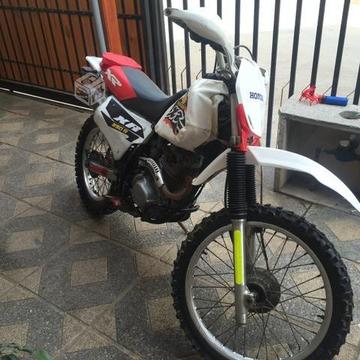 Honda XR impecable