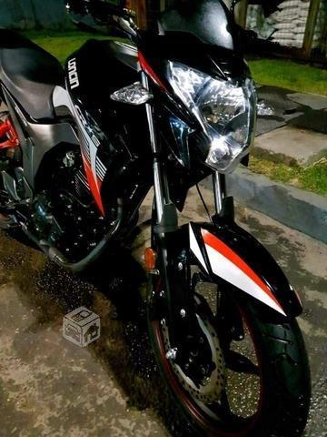 Moto loncin cr5