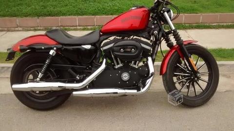 Moto Harley Davidson Sportster 883