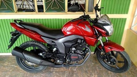 Moto Honda cbf 150 invicta