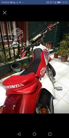 Honda XR 250r año 2000
