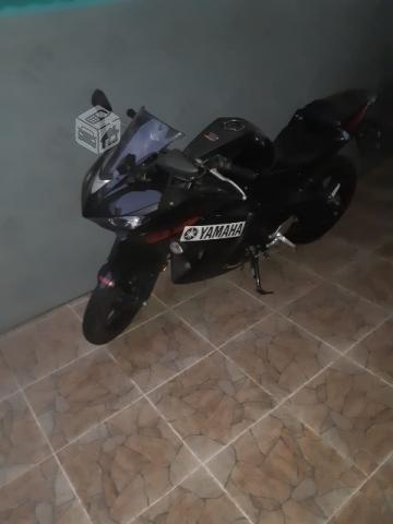 Yamaha r3 2016