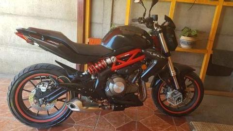 Benelli tnt 300