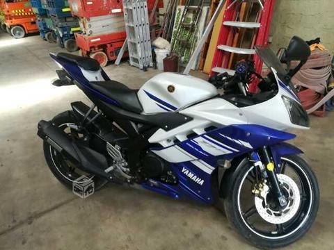 Yamaha r 15 edition especial 2016