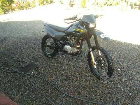 Motorrad 250 Año 2014 Por Apuro