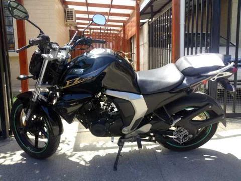 Moto Yamaha FZ 2.0