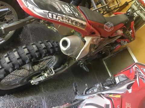 Cross enduro CRF450R IMPECABLE EXTRAS