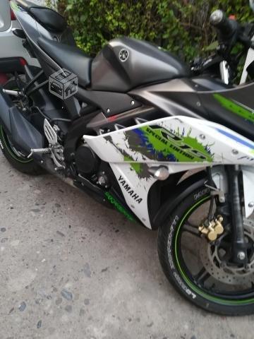 Yamaha R 15 edicion especial