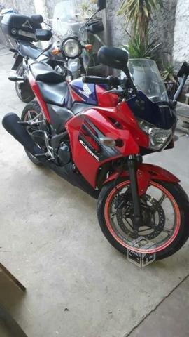 Honda cbr 250r