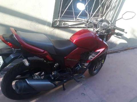 Honda Invicta 150cc