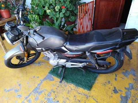 Moto Yamaha YBR 125 ED año 2011