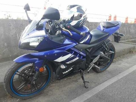 Yamaha r15