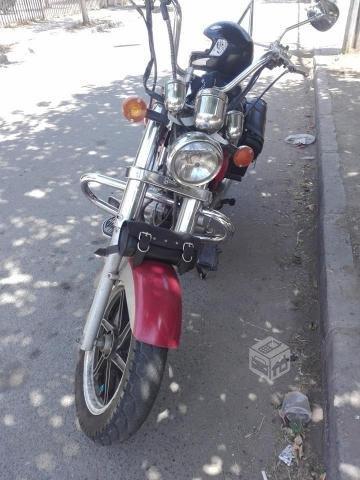 Moto casi ueva