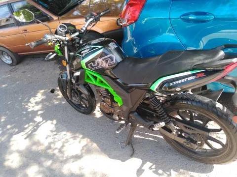 Moto UM street 150cc