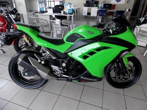 Kawasaki Ninja 300 ABS 2015