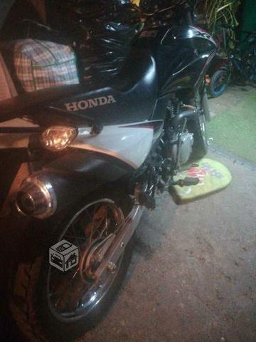 Moto Honda xr150l Aproveché facilidad de pago