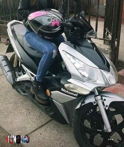 Moto motomel