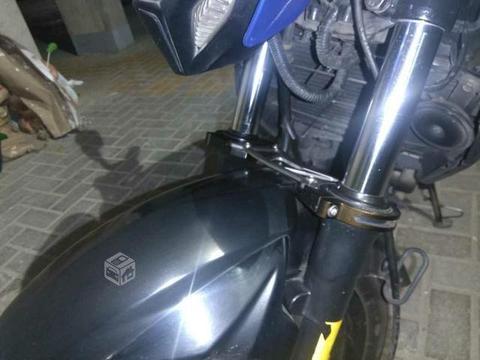 Ns 200 yamaha fz suzuki gixxer