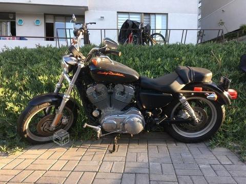 Moto Harley Davidson Sportster Low 880