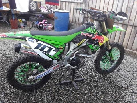 Moto Kawasaki