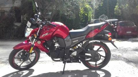 Moto Yamaha fz16 2013