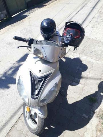 Moto escuter 150