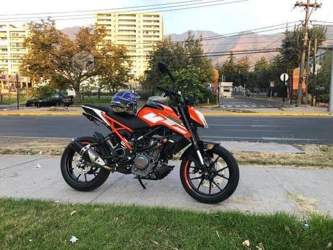 Moto KTM duke 250