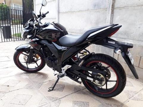 Moto suzuki modelo gixxet