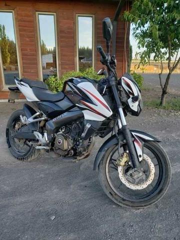 Pulsar ns200