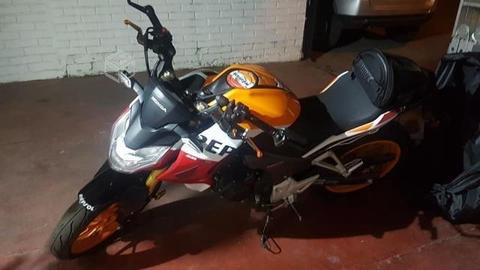 Moto CB190r Repsol 3.xxx km