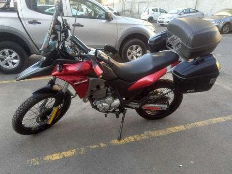 Moto honda xre 300 año 2014