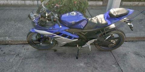 Yamaha R15 150 cc