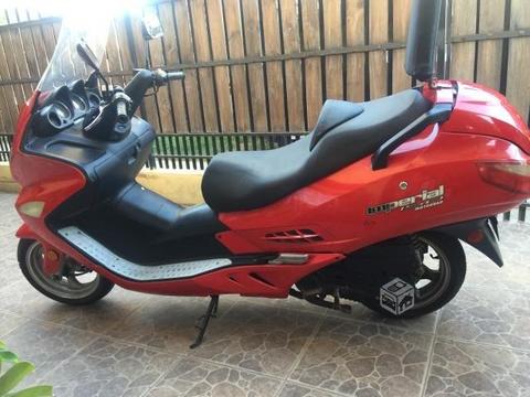 Moto Scooter Modelo Imperial 150cc Año 2015