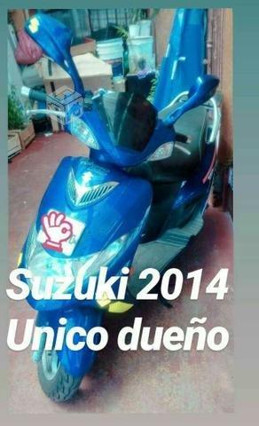 Moto scooter suzuki