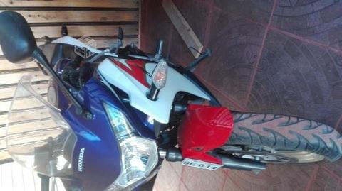 Moto Honda Cbr 250 tricolor
