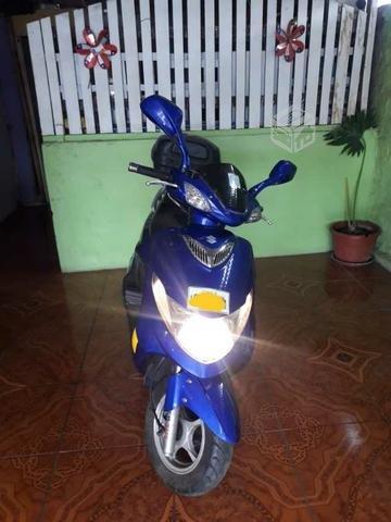 Moto Scooter Suzuki An125