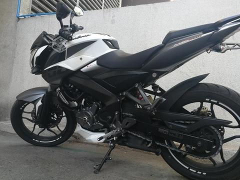 Pulsar Ns 200