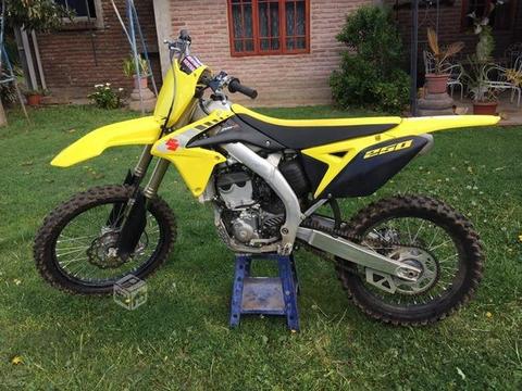 Rmz 250 2017 impecable ! Cuidado full nueva