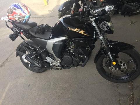 Yamaha fz 2.0 negra 2017 150cc