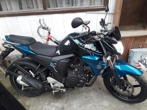 moto yamaha fzfi