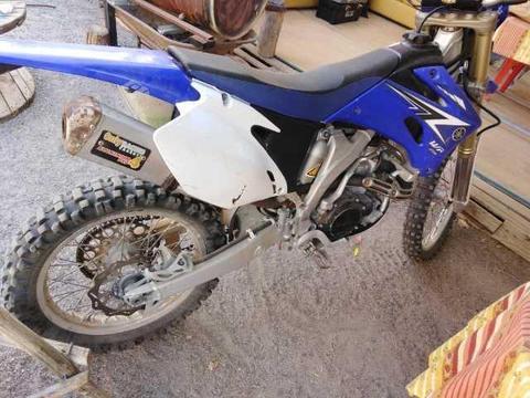 Yamaha 450 en duro