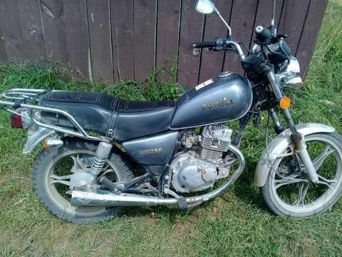 Moto suzuki