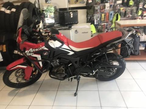 Honda Africa Twin CRF-100 impecable