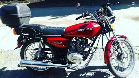 Moto 125 cc. a toda prueba