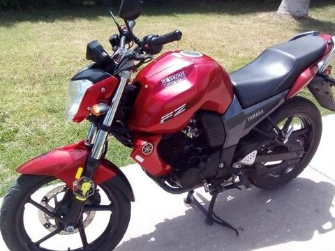 Moto yamaha 2013