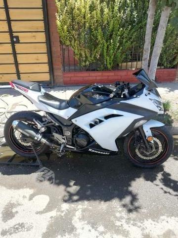 Kawasaki ninja 300 2014 urgente conversable