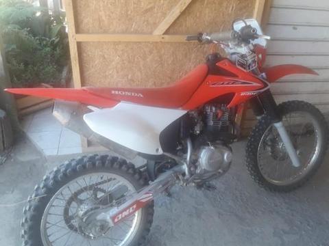 Moto Honda c.r.f230