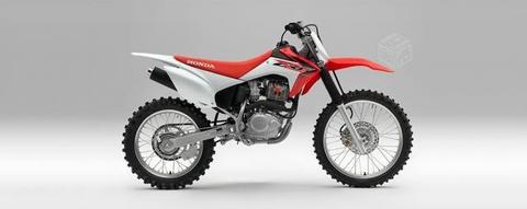 Honda CRF230F nueva 0KM 2019 + casco + extras